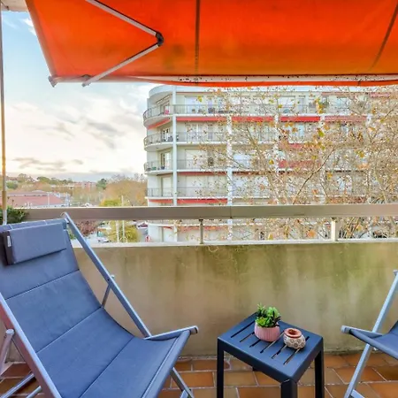 Avec Terrasse&parking à 8 Min à Pieds De La